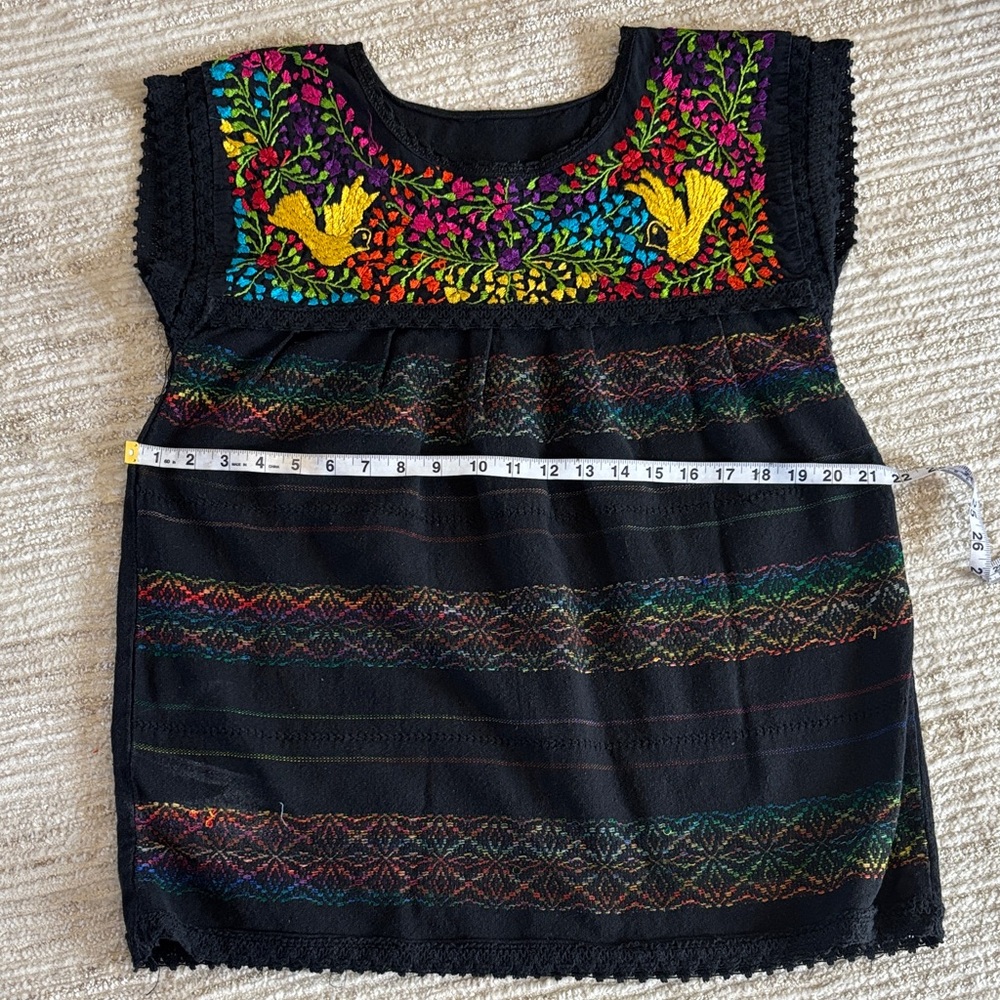 Vibrant Embroidered Women’s top - Picture 3 of 11